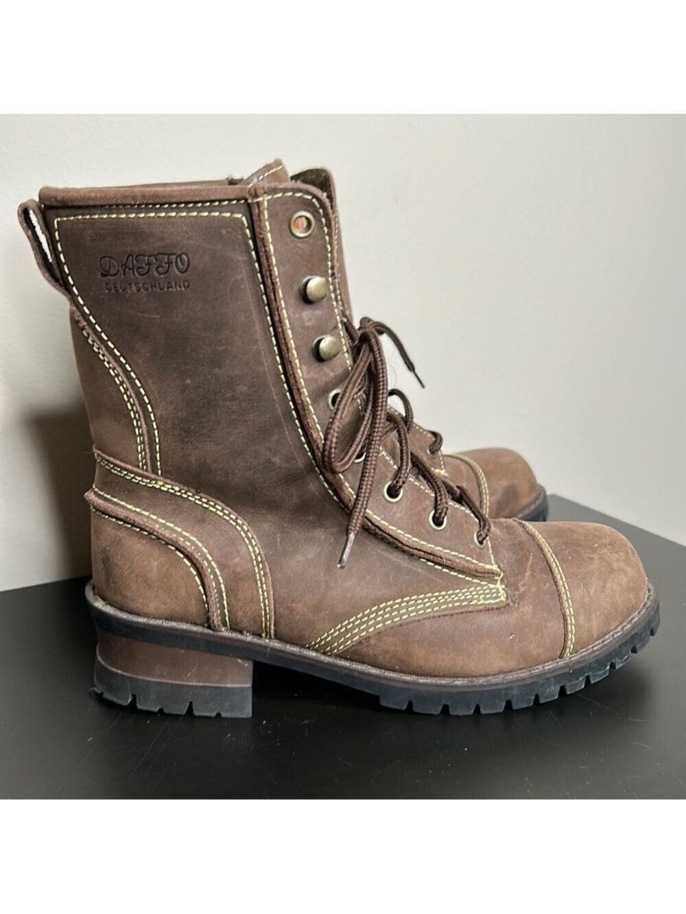 Daffo Deutschland Leather High Top Lace Up Boots Size 8.5